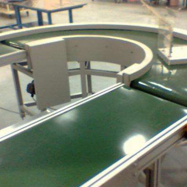 轉(zhuǎn)彎皮帶輸送機(jī)-1